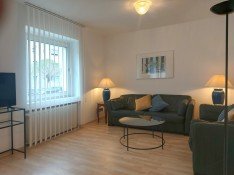 Hauptbild Voll ausgestattete Erdgeschosswohnung mit Loggia in Düsseldorf-Heerdt